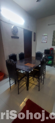 Used dinning table with 6chairs
